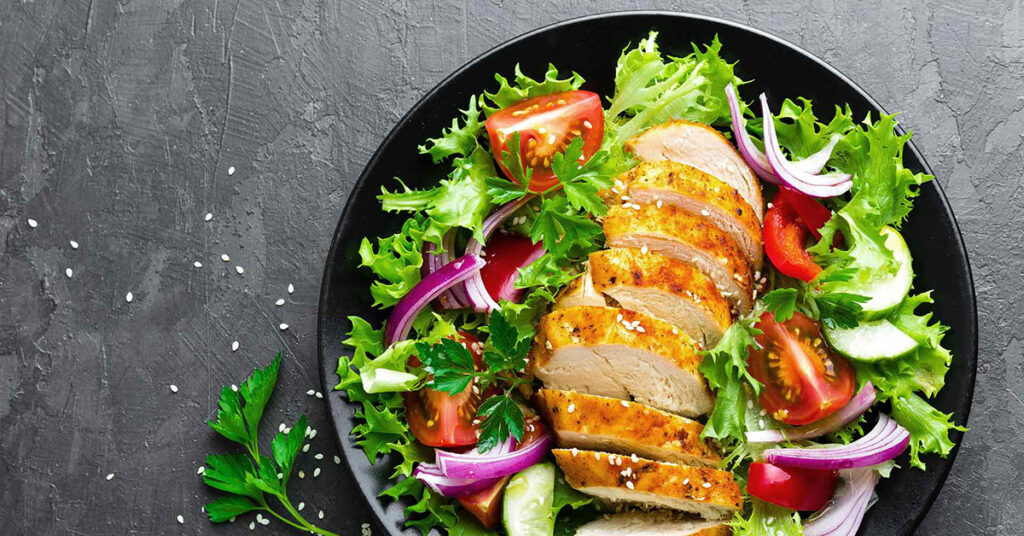 ensalada de lechuga pollo y nuez